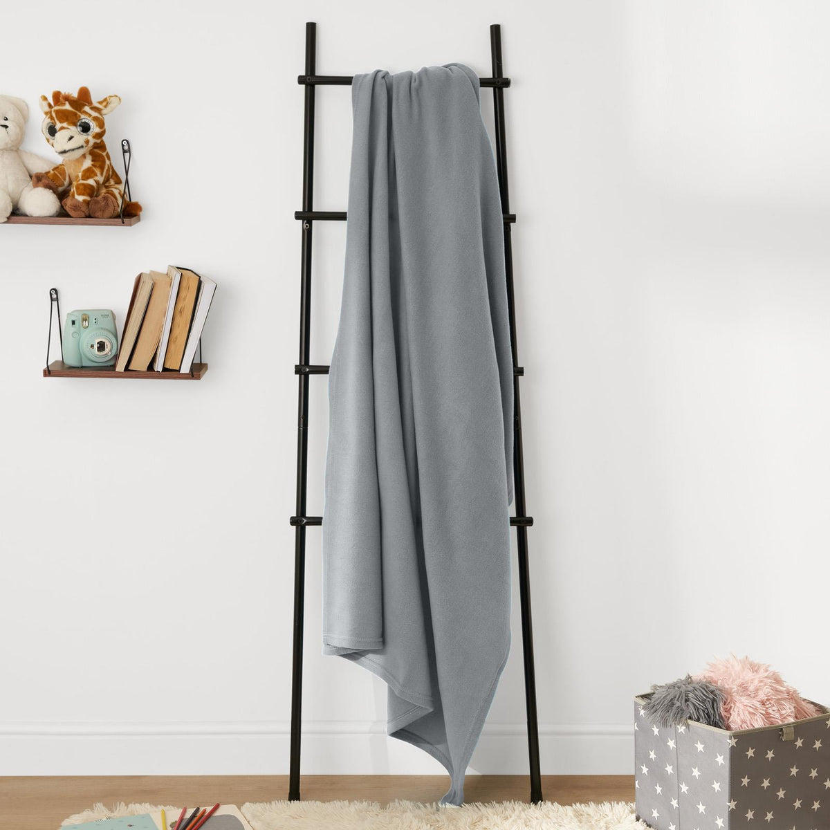 Cobija Térmica Promocional Gris 120 x 180cm